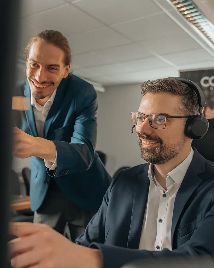 COOKIE-Team in der Webdesign-Beratung am Bildschirm
